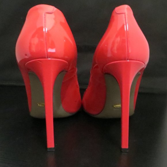 Gucci Stiletto's Tomato Red Leather Pumps / Heels Size 8 US - Picture 3 of 8